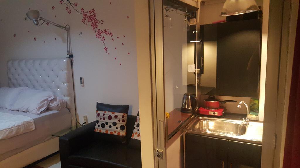 Reddoorz Apartment @ Emerald Towers Bandung Kültér fotó