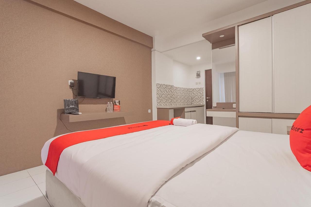 Reddoorz Apartment @ Emerald Towers Bandung Kültér fotó